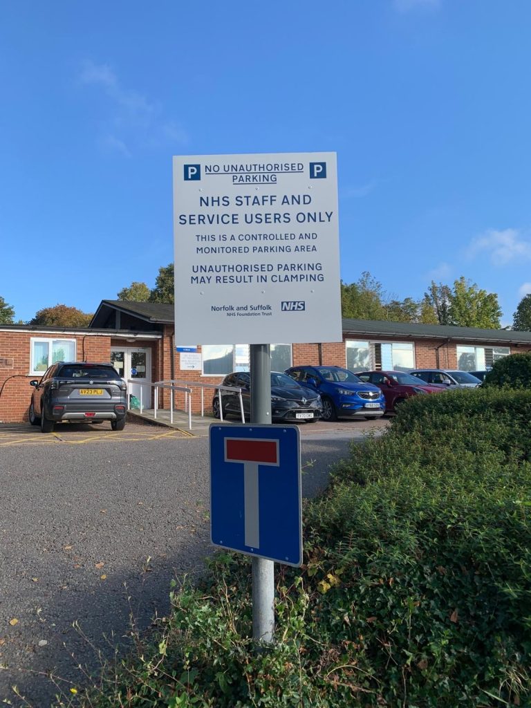 signage 2 Professional parking signage ensures clear communication and regulatory compliance